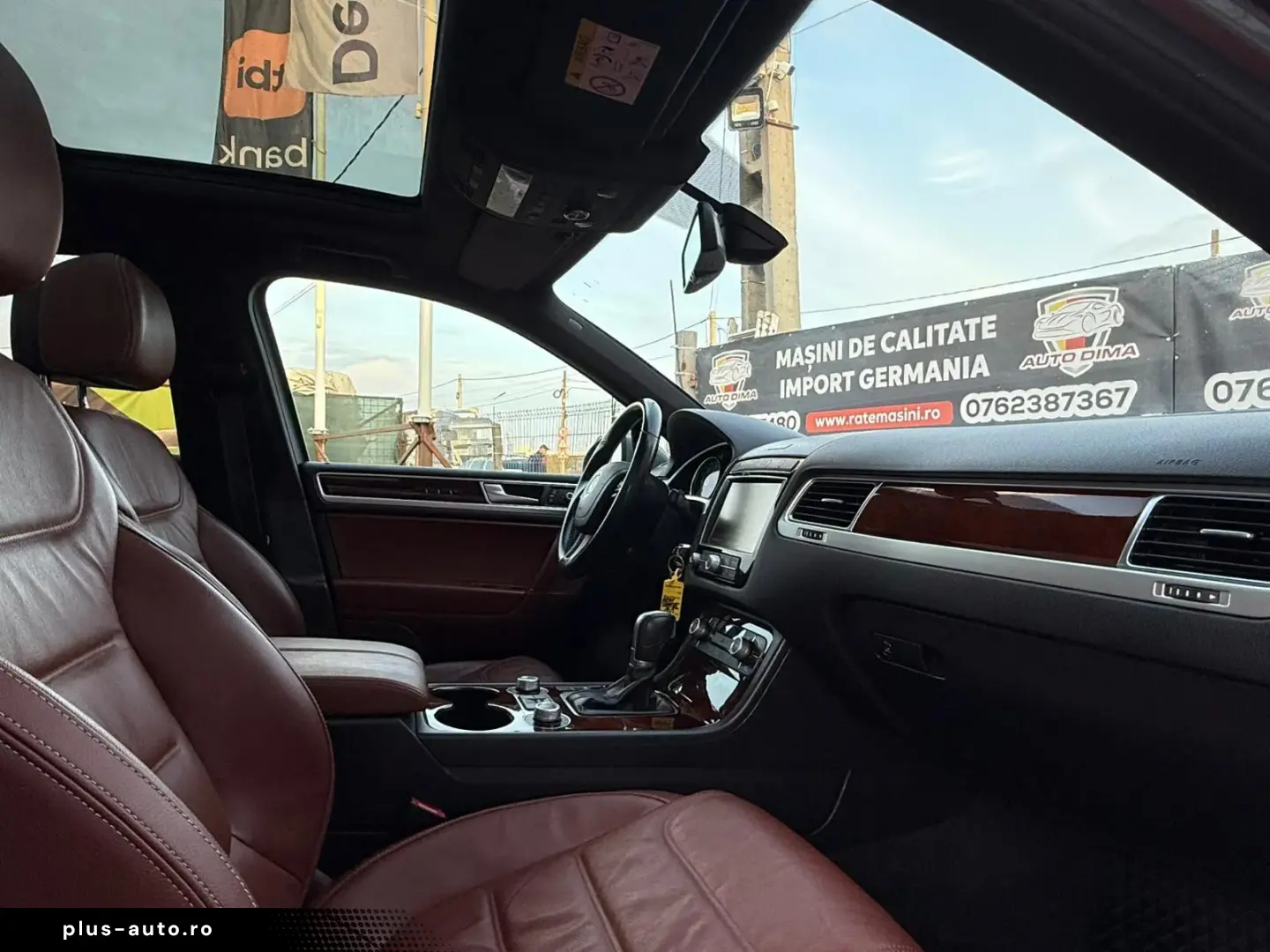 VOLKSWAGEN TOUAREG 2015 – TRANSPORT GRATUIT