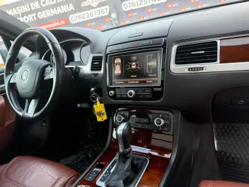 VOLKSWAGEN TOUAREG 2015 – TRANSPORT GRATUIT