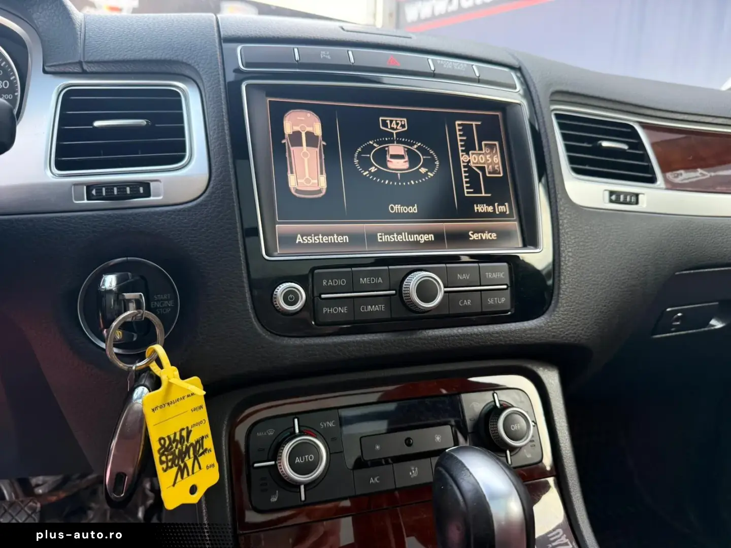 VOLKSWAGEN TOUAREG 2015 – TRANSPORT GRATUIT