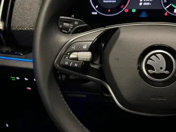 SKODA Kodiaq 2.0 TDI 142kW 4x4 Selection AHK Head-Up