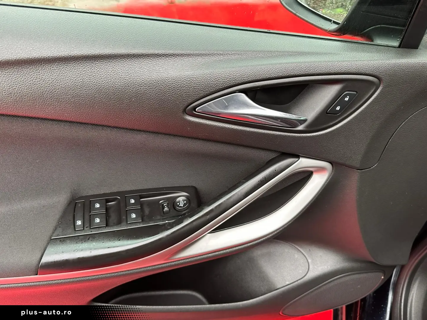 OPEL ASTRA SPORTS TOURER 2017 – TRANSPORT GRATUIT