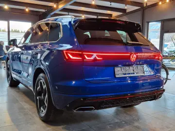 VW Touareg 3.0 TDI 4Motion R-Line Matrix LED 8G AHK