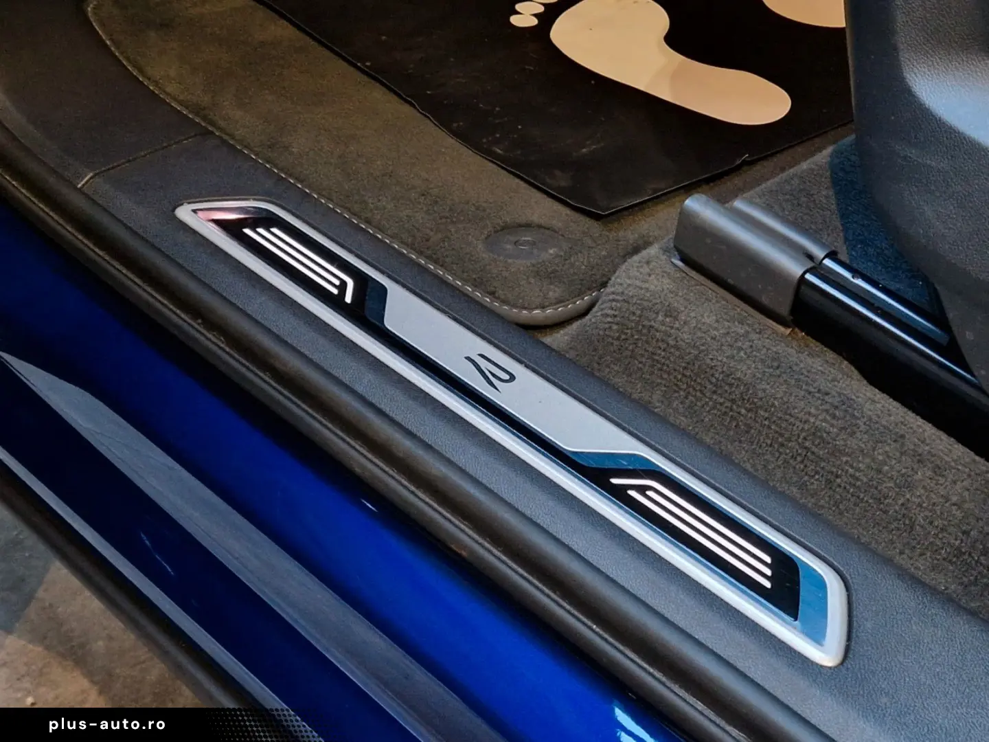 VW Touareg 3.0 TDI 4Motion R-Line Matrix LED 8G AHK