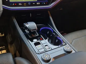 VW Touareg 3.0 TDI 4Motion R-Line Matrix LED 8G AHK