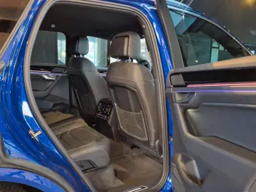 VW Touareg 3.0 TDI 4Motion R-Line Matrix LED 8G AHK