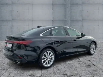 AUDI A5 Limousine 40 TFSI QU S-TR NAV RFK ACC SHZ 18