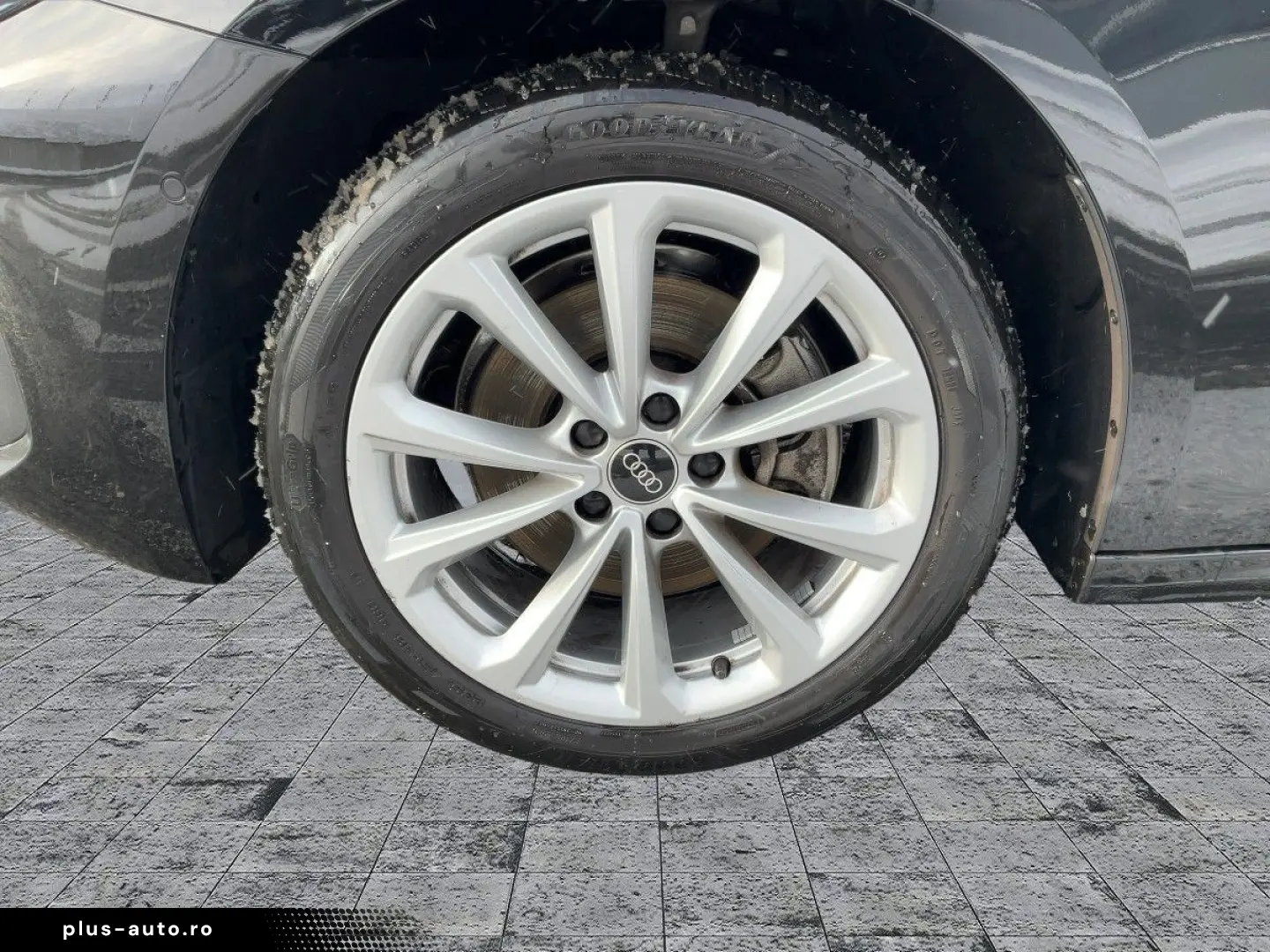 AUDI A5 Limousine 40 TFSI QU S-TR NAV RFK ACC SHZ 18