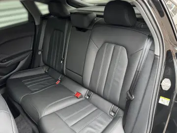 AUDI A5 Limousine TDI ACC KAM SHZ NAV