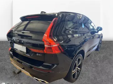 VOLVO XC60 B4 D AWD R-Design AHK WinterPro Sitzbelüftu