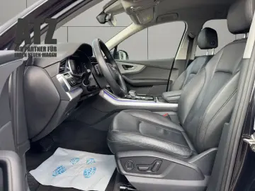AUDI Q7 50 TDI quattro 7 Sitzer Nightv. Standh. LED