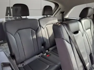 AUDI Q7 50 TDI quattro 7 Sitzer Nightv. Standh. LED