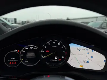 PORSCHE Cayenne PHEV Platinum SoftClose Panorama Head-Up