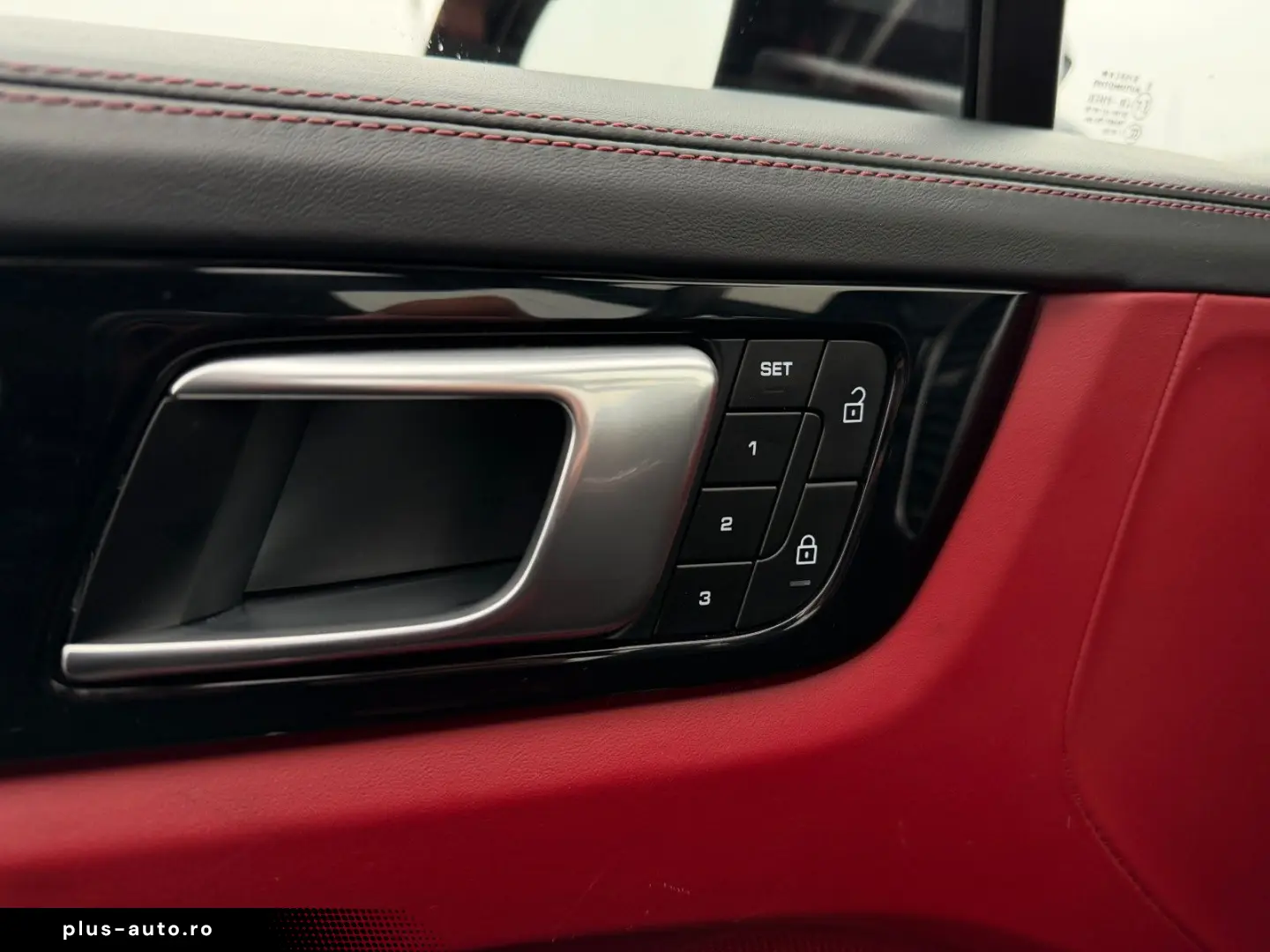 PORSCHE Cayenne PHEV Platinum SoftClose Panorama Head-Up