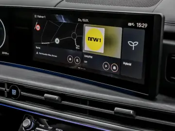 HYUNDAI Santa Fe 1.6 T-GDI Hybrid 158 kW 4WD Signature