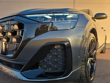 AUDI Q8 50 TDI qu S line S-SITZ PANO STANDHZG AHK 23