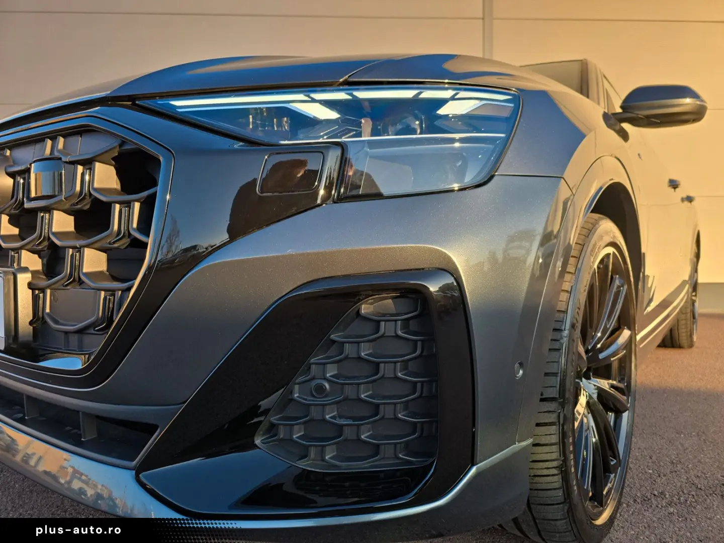 AUDI Q8 50 TDI qu S line S-SITZ PANO STANDHZG AHK 23