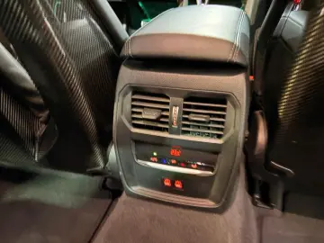 BMW M3 Limo xDrive Competition SCHALENSITZE CARBON