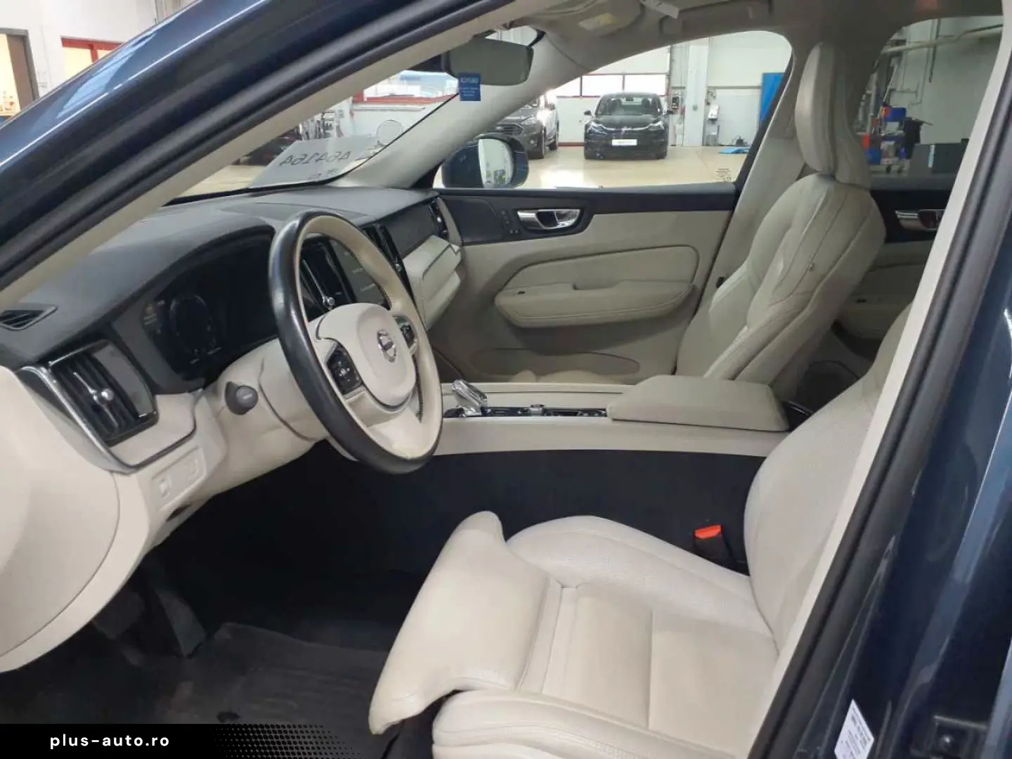 VOLVO XC60 B4 D AWD Inscription LEDER PANO HUD