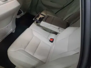 VOLVO XC60 B4 D AWD Inscription LEDER PANO HUD