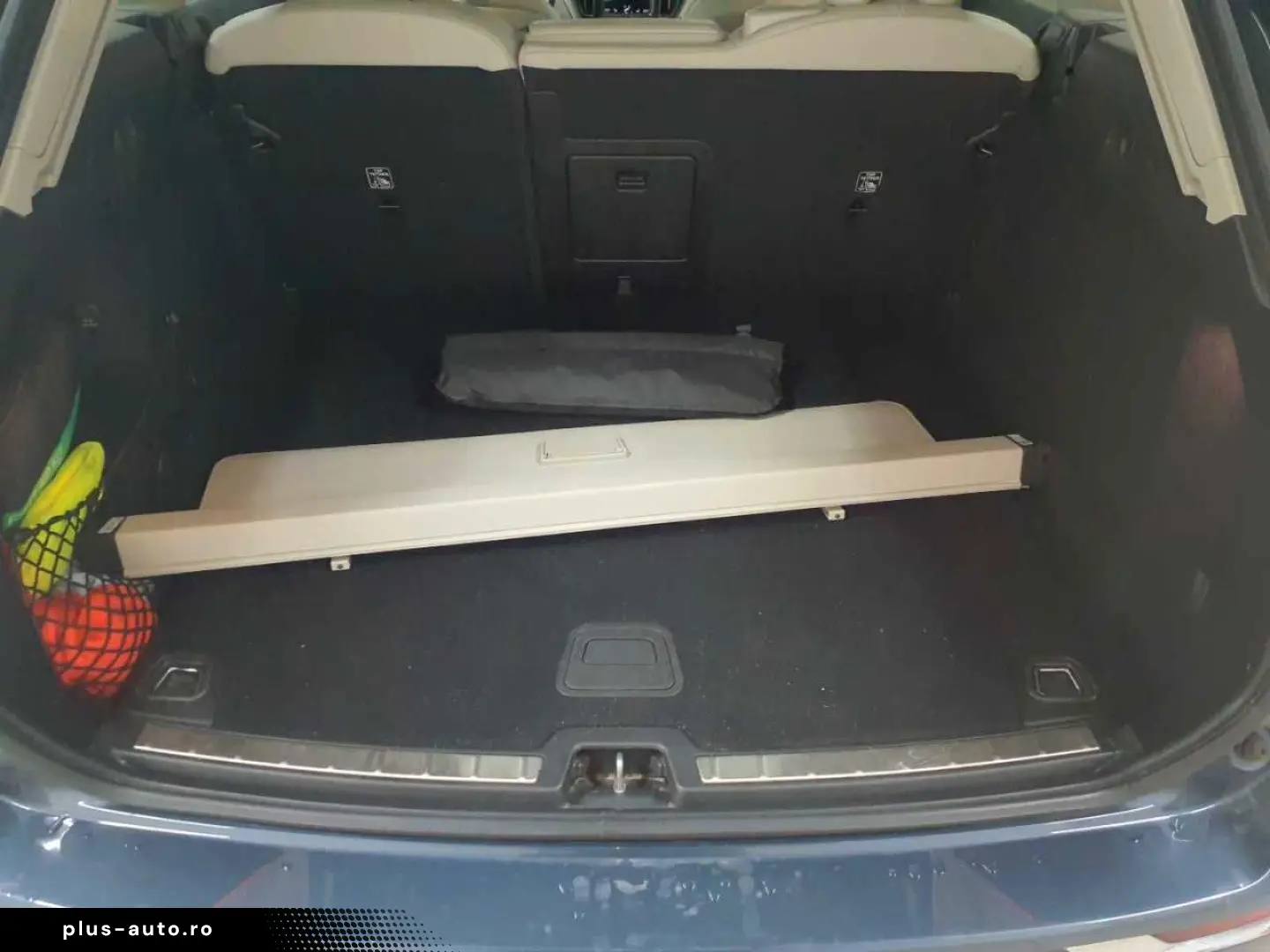 VOLVO XC60 B4 D AWD Inscription LEDER PANO HUD