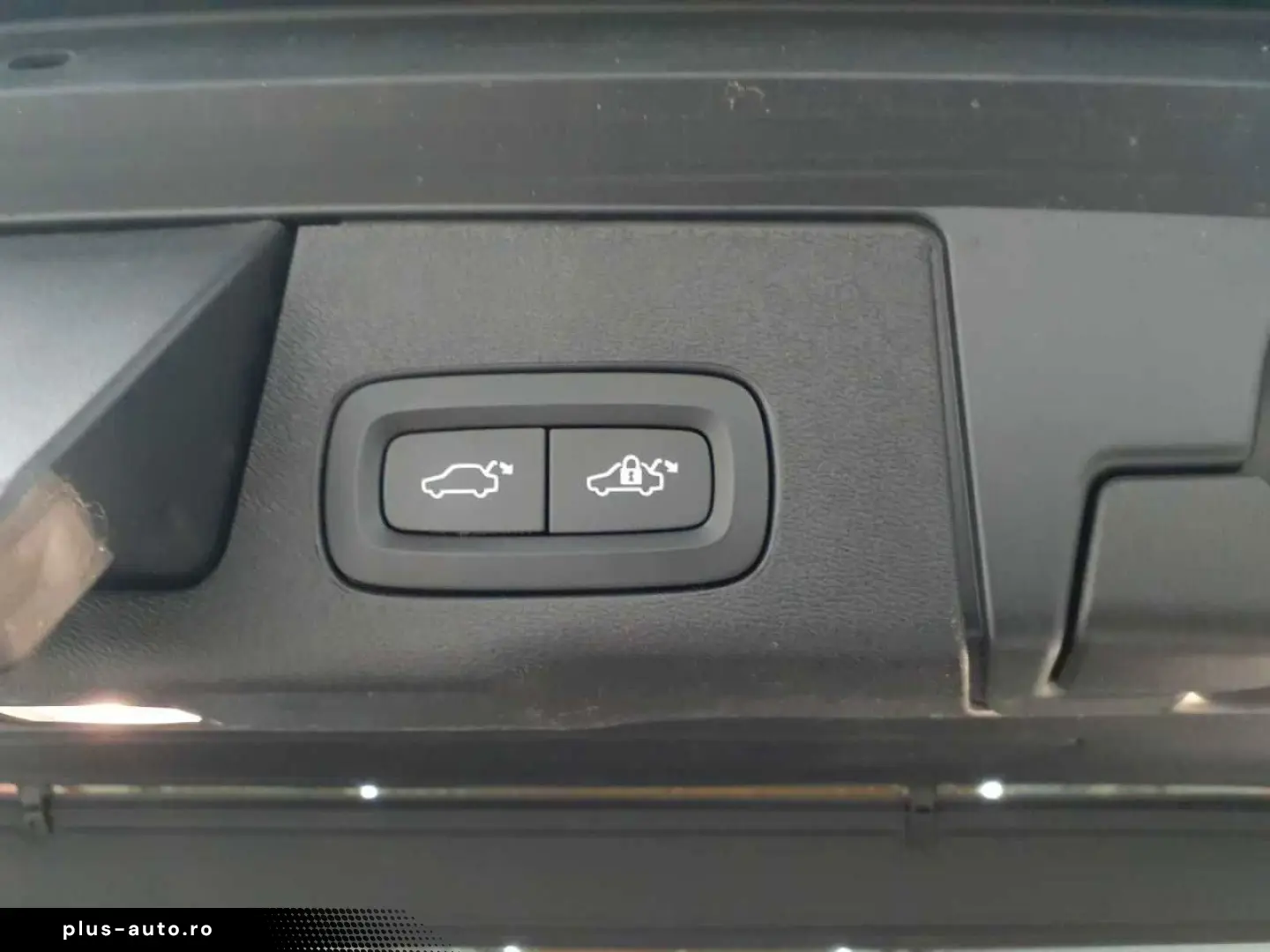 VOLVO XC60 B4 D AWD Inscription LEDER PANO HUD