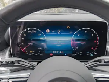 MERCEDES-BENZ GLC 220 d 4M AMG