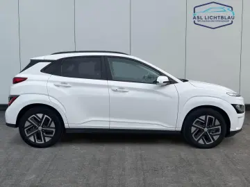 HYUNDAI KONA Elektro (100kW) TREND Navigations-Paket ...