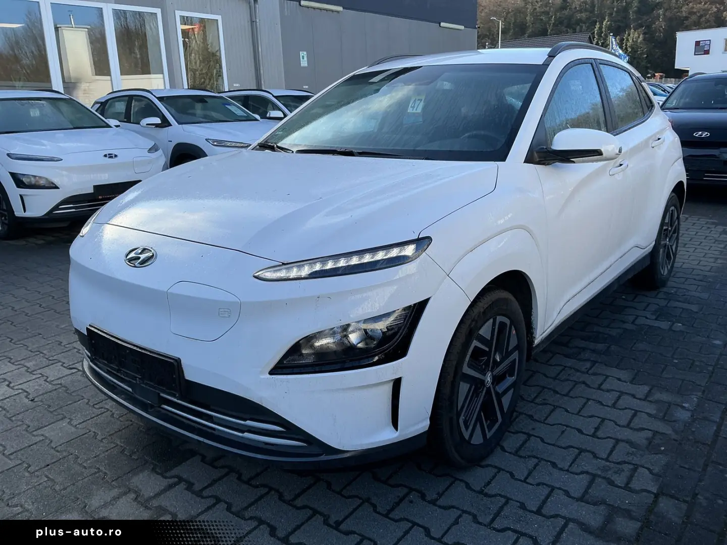 HYUNDAI Kona Select 2WD R-Cam CarPlay PDC ACC SHZ KeyLes
