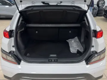 HYUNDAI Kona Select 2WD CarPlay ACC R-Cam KeyLess SHZ 1H