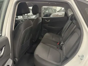 HYUNDAI Kona Select 2WD CarPlay ACC R-Cam KeyLess SHZ 1H