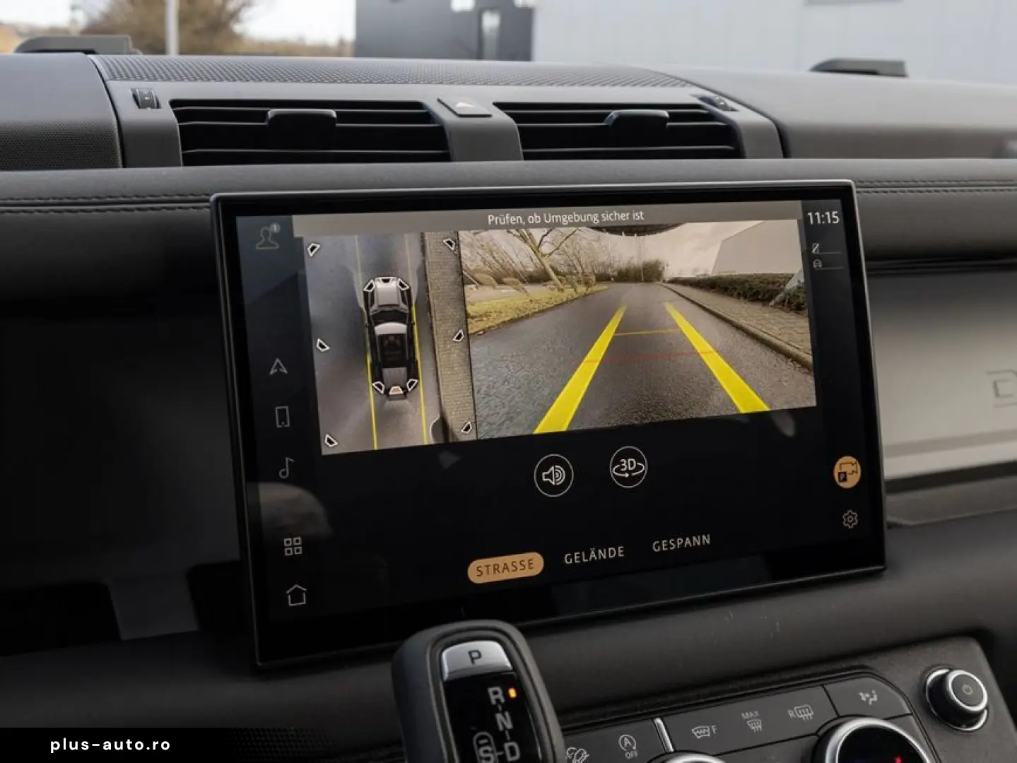 LAND ROVER Defender 110 D200 X-Dynamic SE