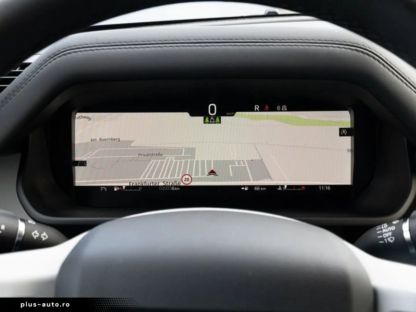 LAND ROVER Defender 110 D200 X-Dynamic SE