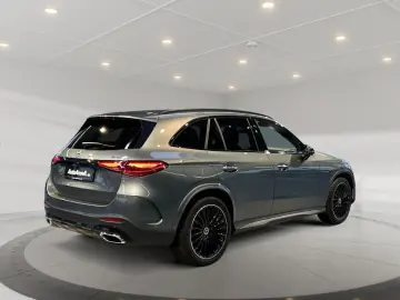 MERCEDES-BENZ GLC 300 4matic AMG AMG MBUX Night HUD Pano SHD