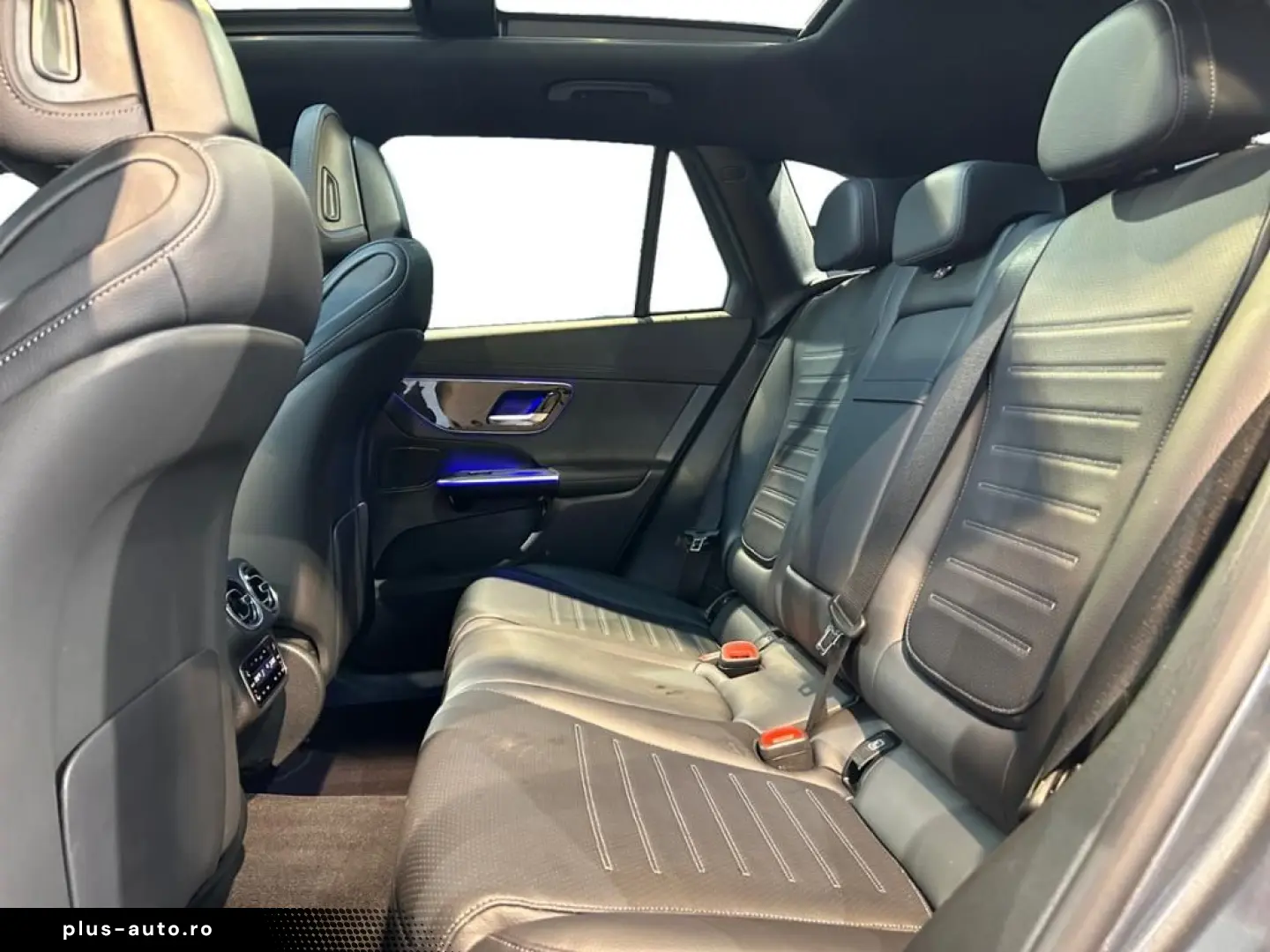 MERCEDES-BENZ GLC 300 4matic AMG AMG MBUX Night HUD Pano SHD