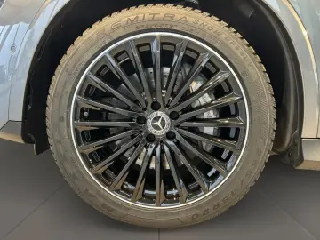 MERCEDES-BENZ GLC 300 4matic AMG AMG MBUX Night HUD Pano SHD