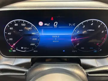 MERCEDES-BENZ GLC 300 4matic AMG AMG MBUX Night HUD Pano SHD