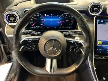 MERCEDES-BENZ GLC 300 4matic AMG AMG MBUX Night HUD Pano SHD