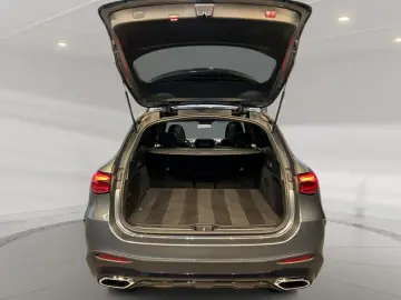 MERCEDES-BENZ GLC 300 4matic AMG AMG MBUX Night HUD Pano SHD