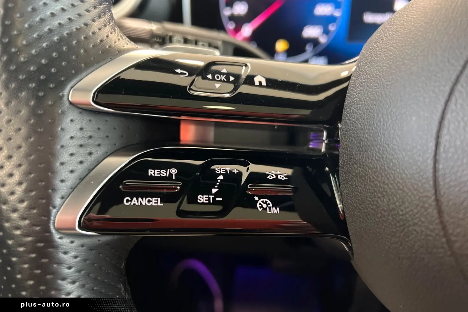 MERCEDES-BENZ 300 e 4MATIC   AMG   Distronic   Memory