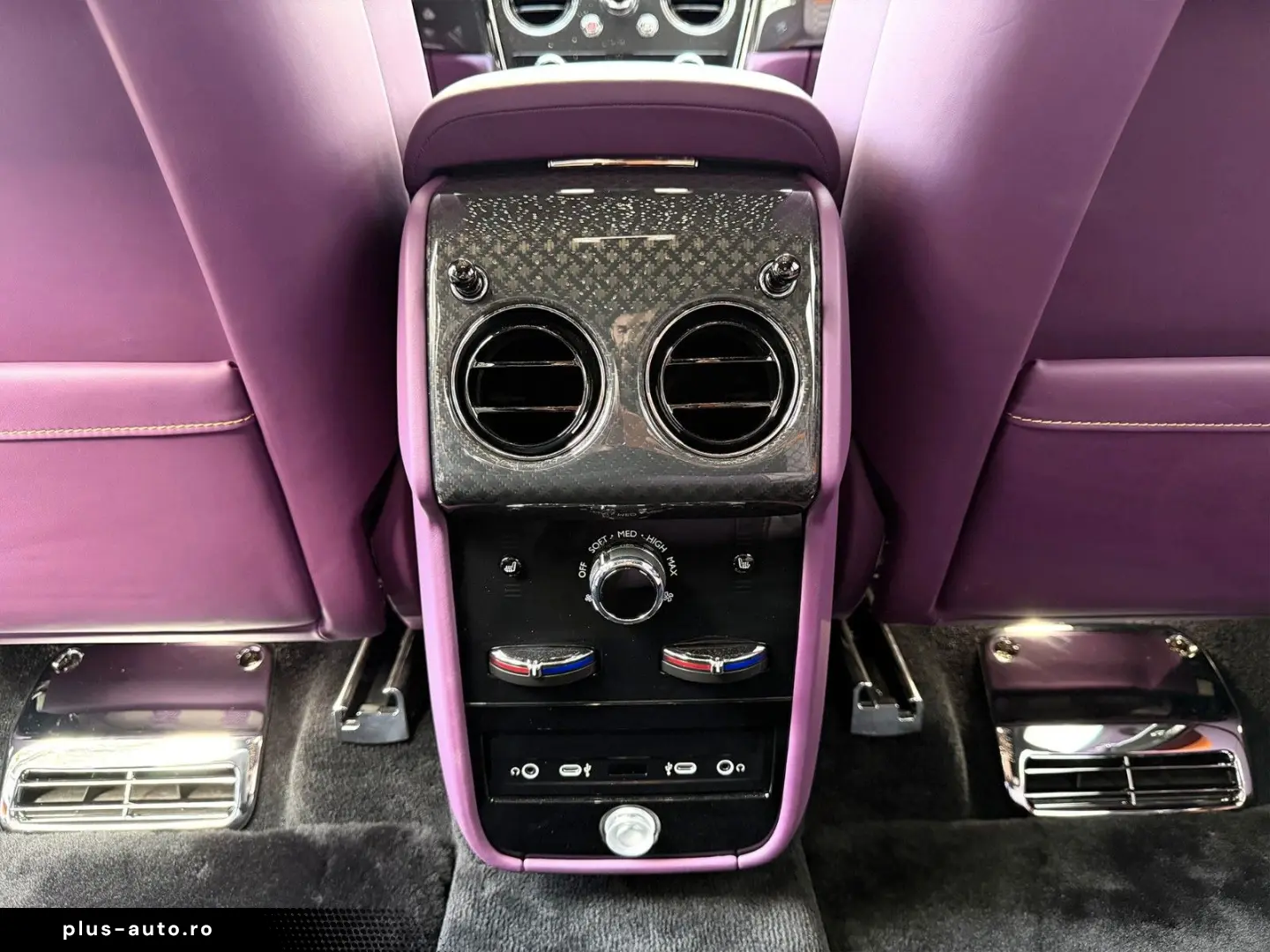 ROLLS ROYCE Cullinan Black Badge Series II ShootingStar 23