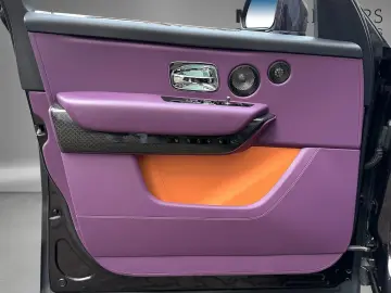 ROLLS ROYCE Cullinan Black Badge Series II ShootingStar 23