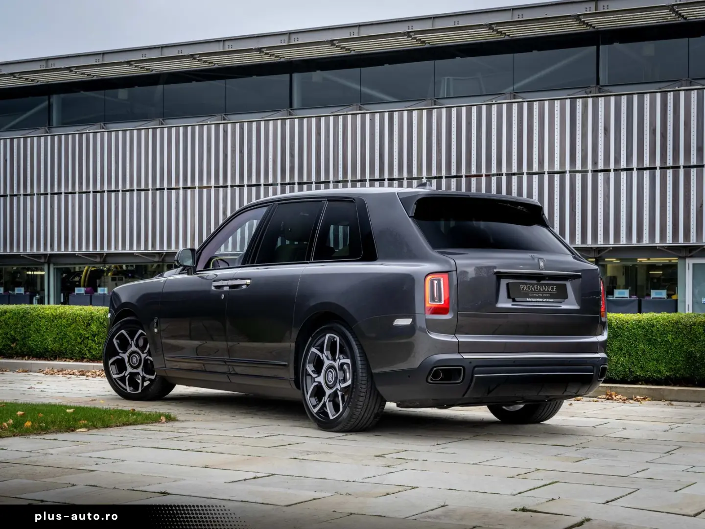 ROLLS ROYCE Black Badge Cullinan  PROVENANCE