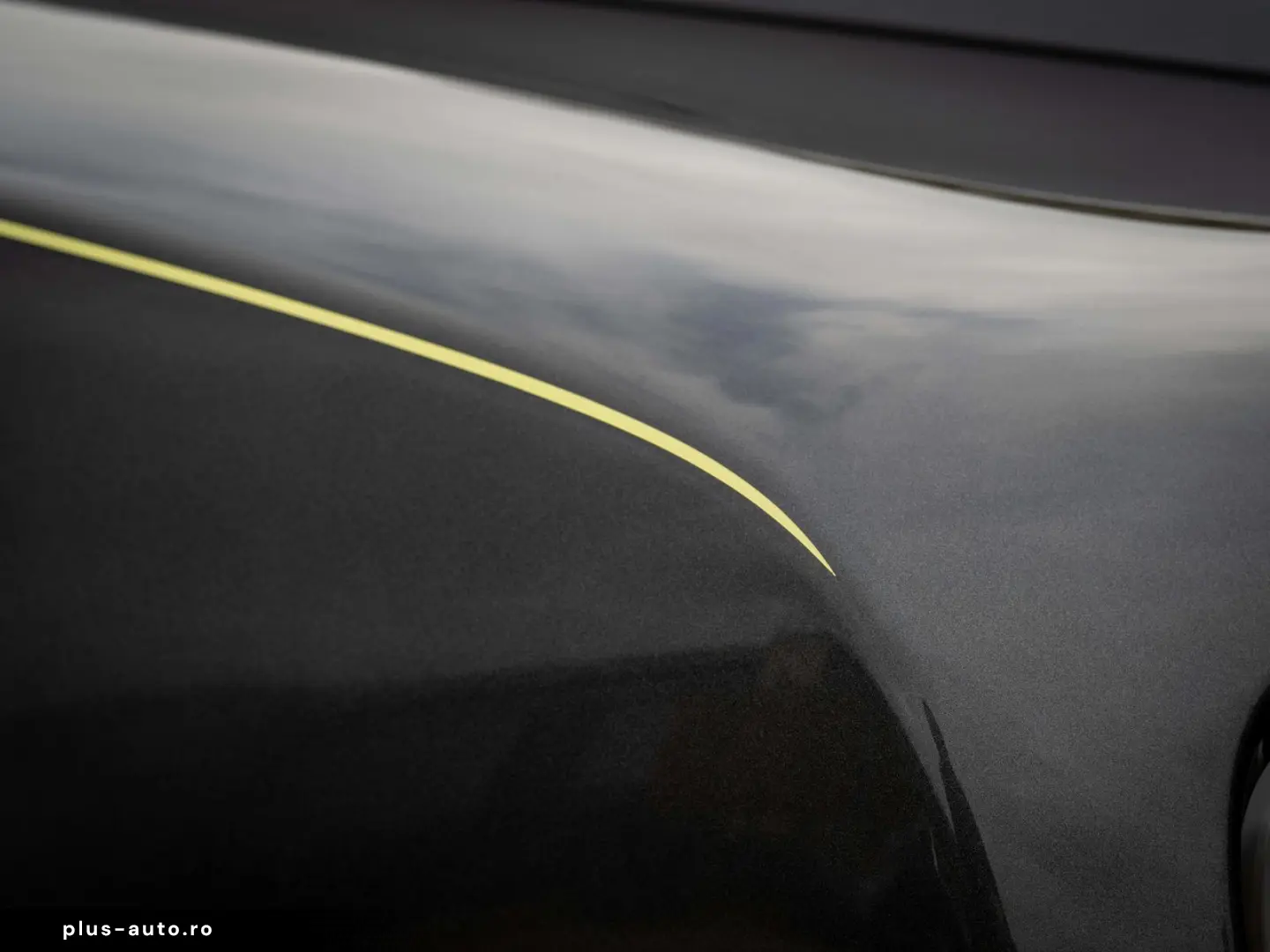 ROLLS ROYCE Black Badge Cullinan  PROVENANCE