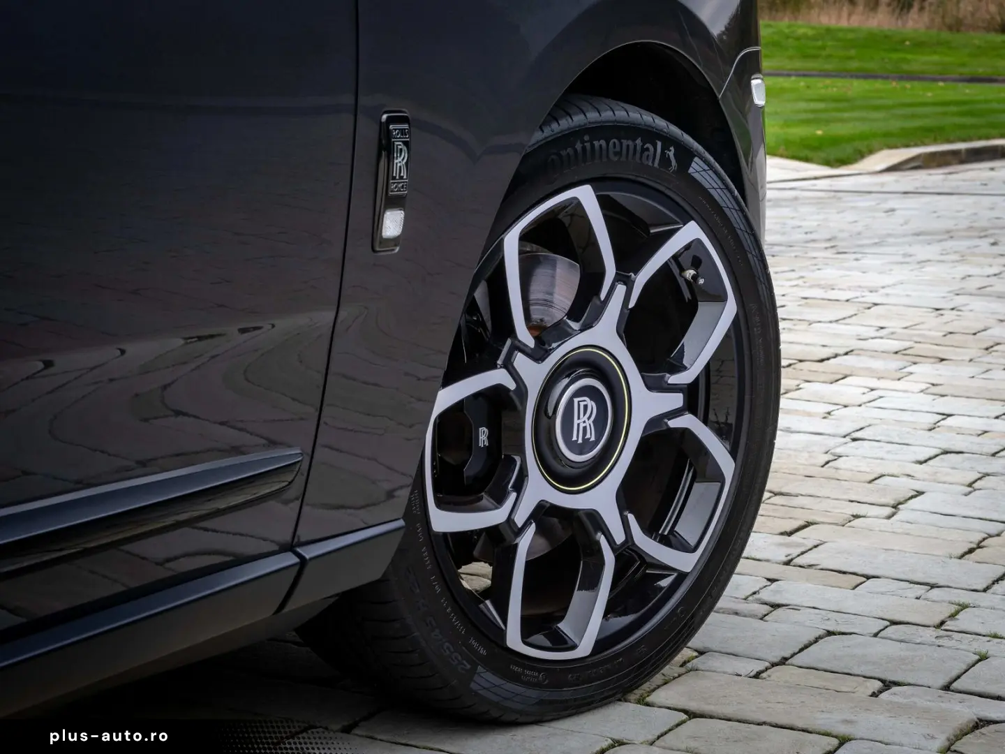 ROLLS ROYCE Black Badge Cullinan  PROVENANCE