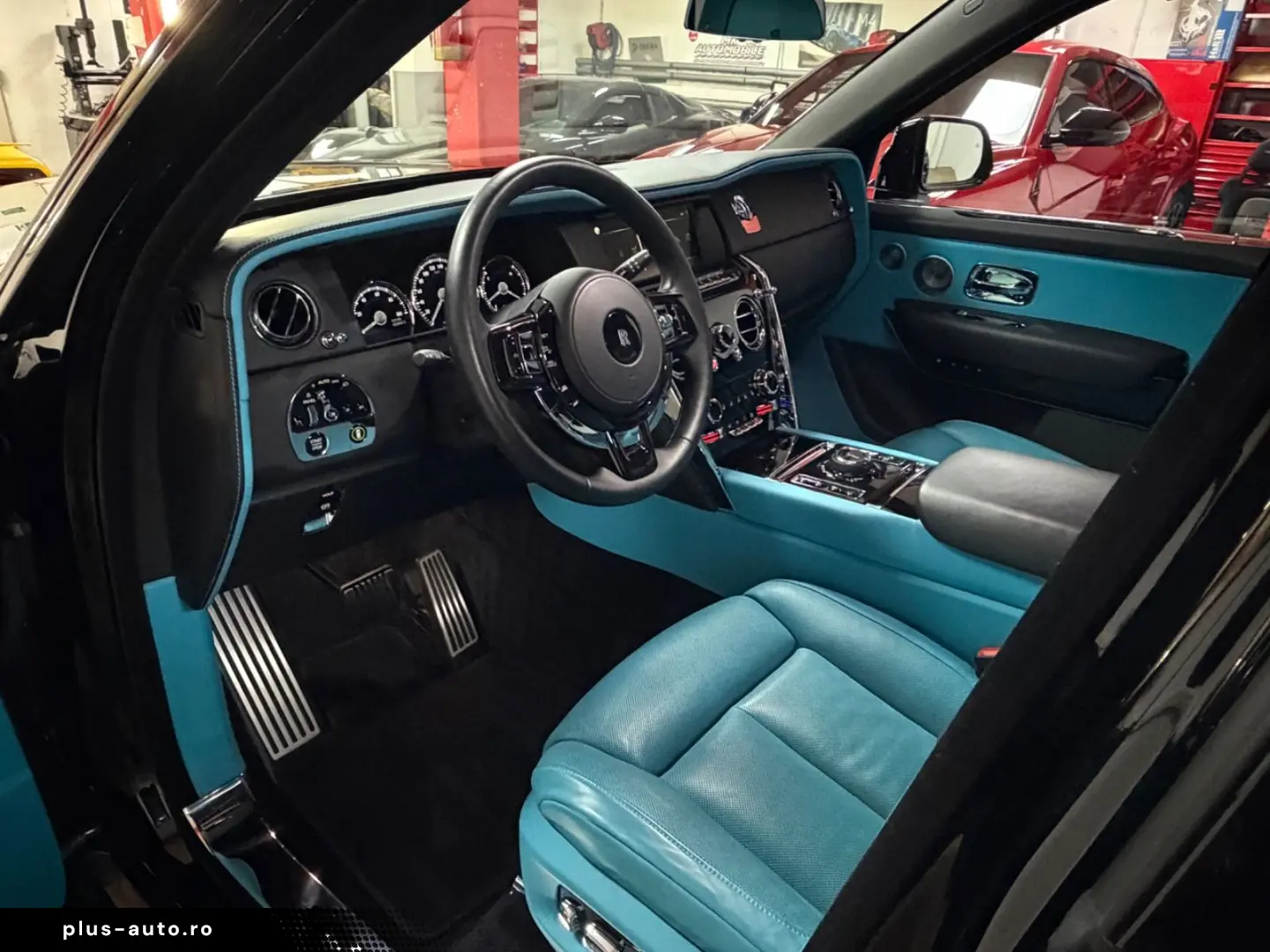 ROLLS ROYCE Cullinan Black-Paket 24 Mansory Sternehimmel TV