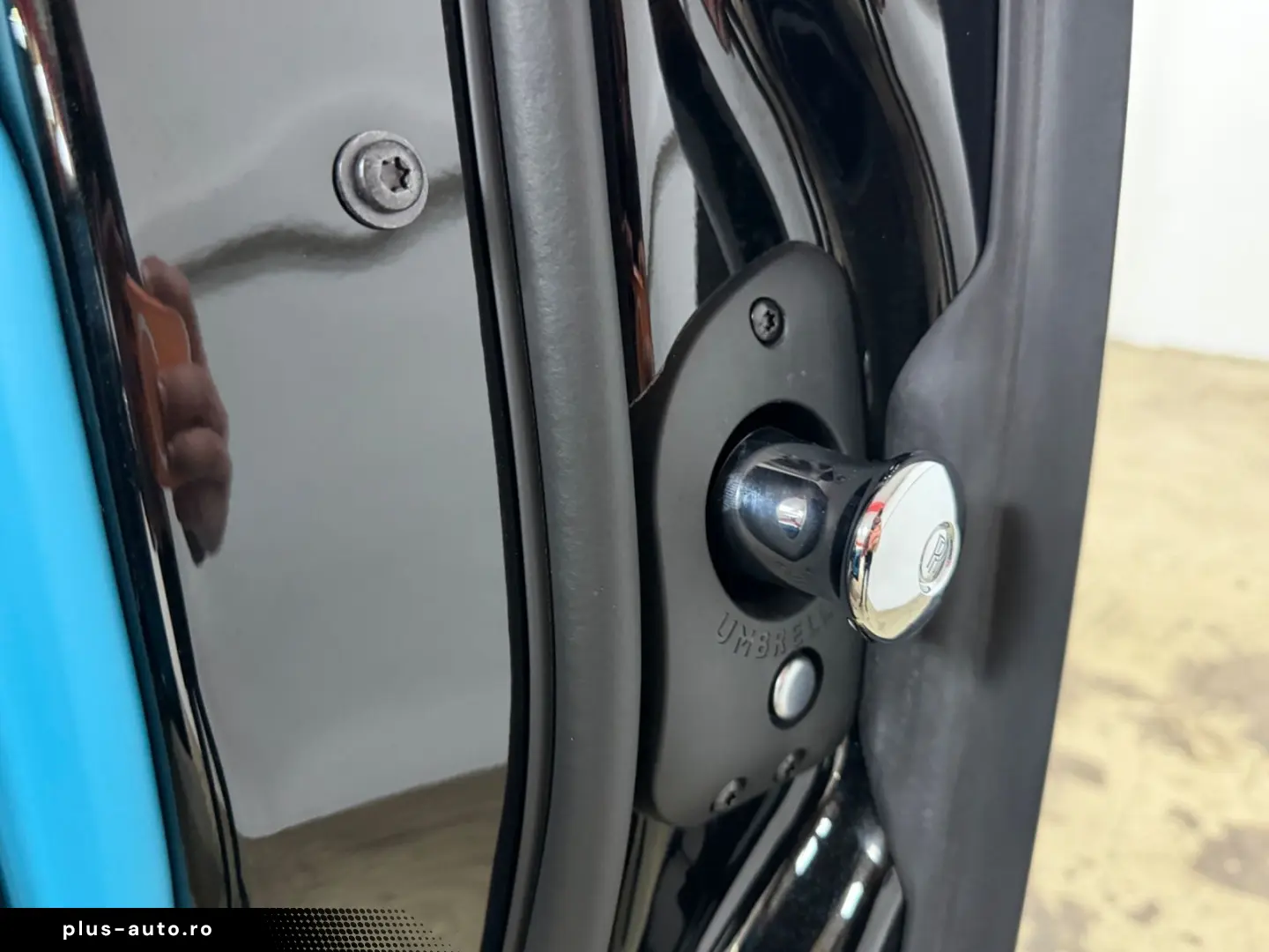 ROLLS ROYCE Cullinan Black-Paket 24 Mansory Sternehimmel TV