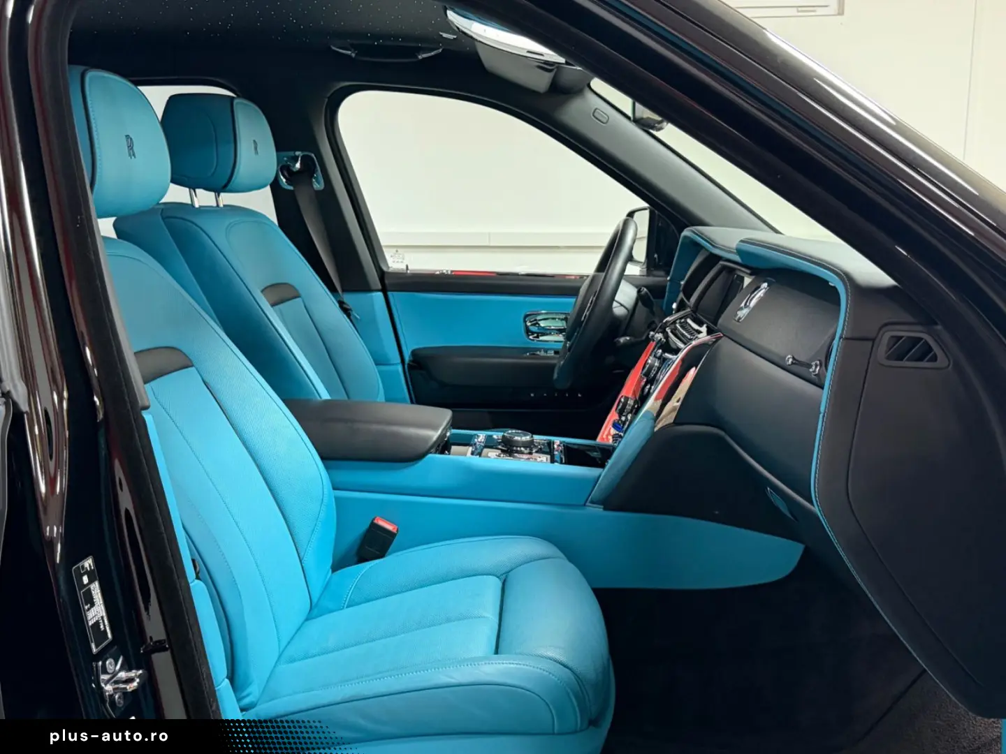 ROLLS ROYCE Cullinan Black-Paket 24 Mansory Sternehimmel TV