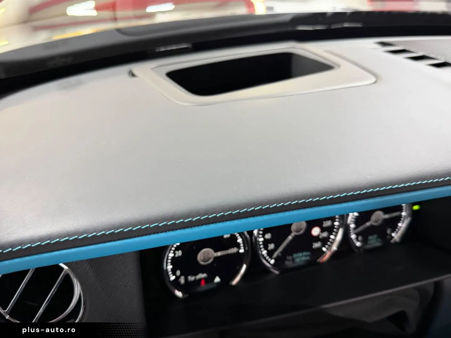 ROLLS ROYCE Cullinan Black-Paket 24 Mansory Sternehimmel TV