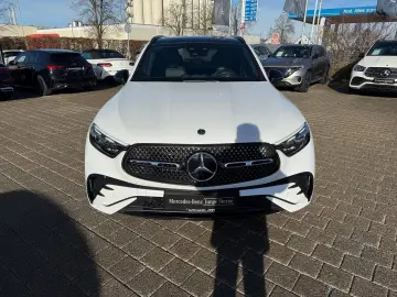 MERCEDES-BENZ GLC 300 d AMG Pano HUD DISTR AHK Burm3D