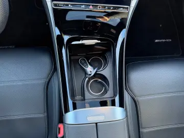 MERCEDES-BENZ GLC 300 d AMG Pano HUD DISTR AHK Burm3D